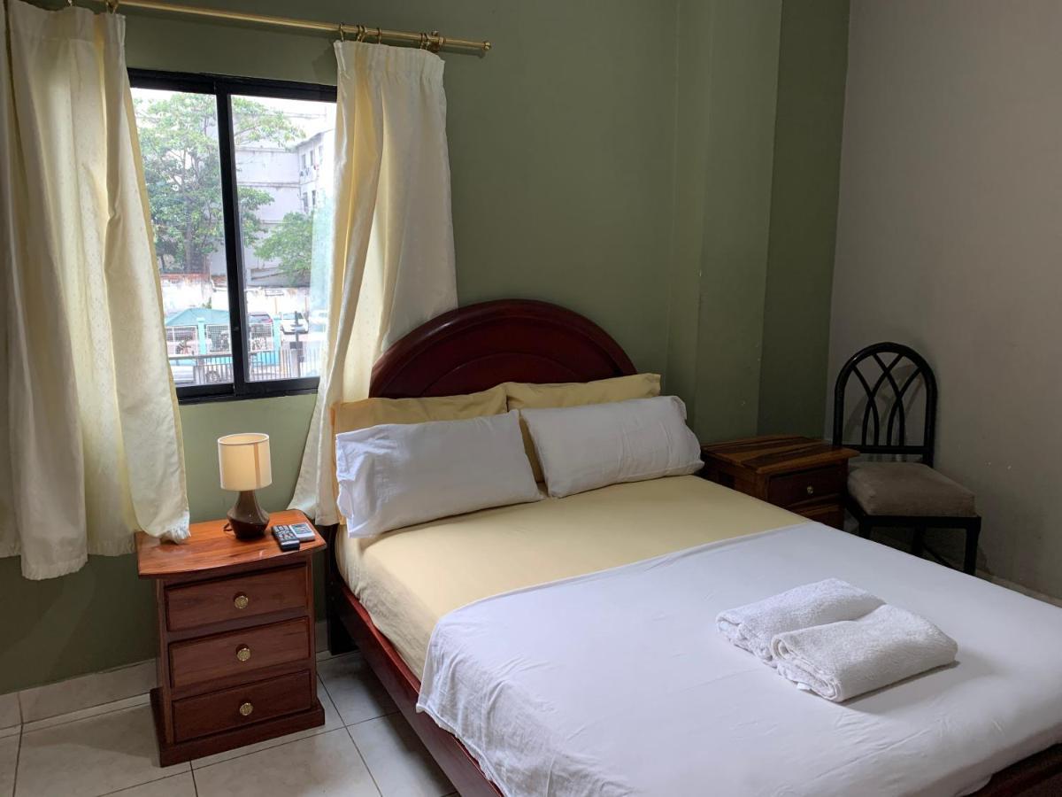 Residencial Turistico Rio Guayas Bed & Breakfast Guayaquil Exterior photo